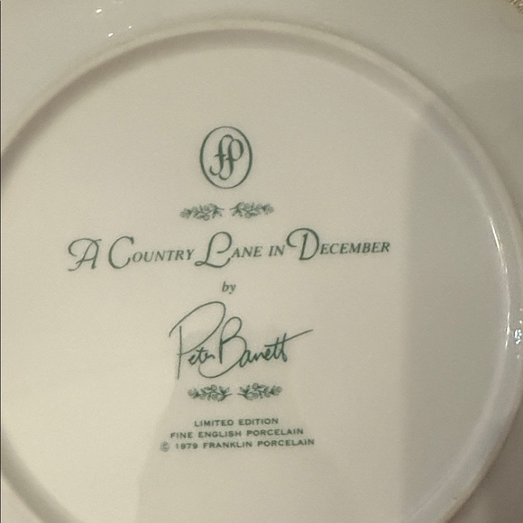 Winter Scene Decorative Plate with Gold Rim - Picture 4 of 5